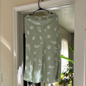 Forever 21 Sage Floral Maxi Skirt